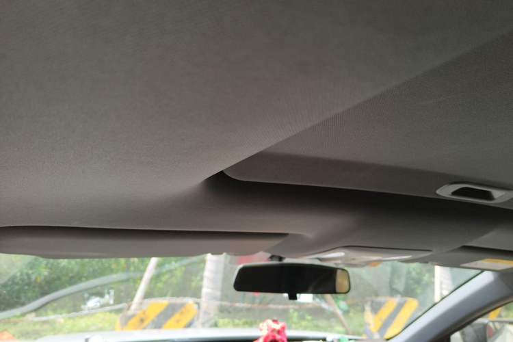 Used CHANGAN UNI-V iDD 2023 ZhiDian iDD 1.5T 113km Smart & Fun Version Headliner