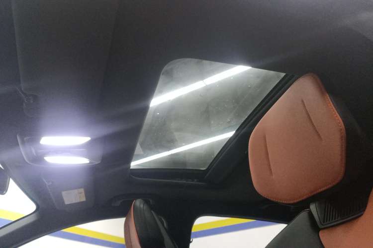 Used CHANGAN UNI-V iDD 2023 Zhidian iDD 1.5T 113km Smart & Fun Version (Rapid Edition) Headliner