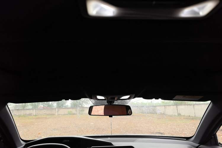 Used CHANGAN UNI-V iDD 2023 ZhiDian iDD 1.5T 113km Smart & Fun Version Headliner