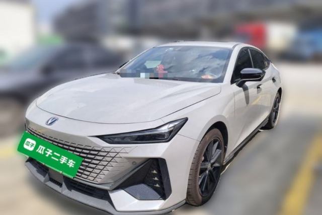 Used CHANGAN UNI-V iDD 2023 ZhiDian iDD 1.5T 113km Smart & Fun Version