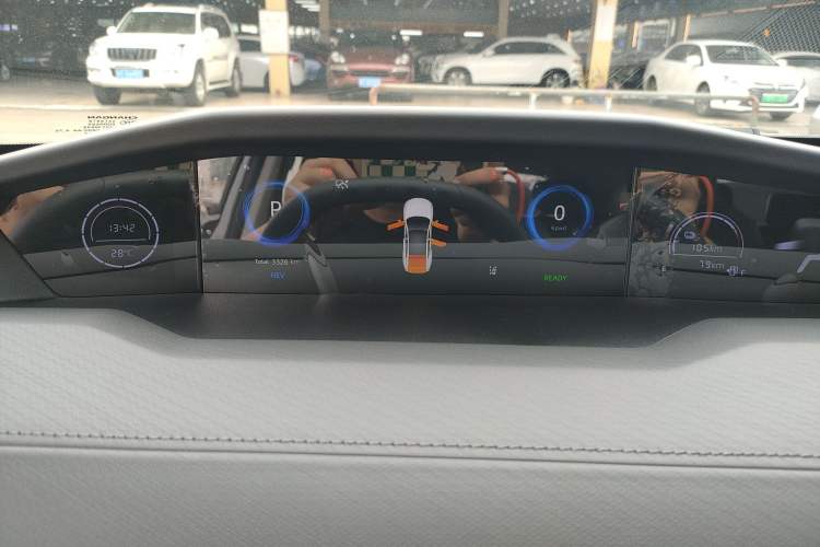 Used CHANGAN UNI-V iDD 2023 ZhiDian iDD 1.5T 113km ZhiKu Model Instrument Cluster