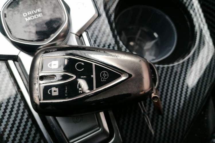 Used CHANGAN UNI-V iDD 2023 Zhidian iDD 1.5T 113km Smart & Fun Version (Rapid Edition) Interior 1