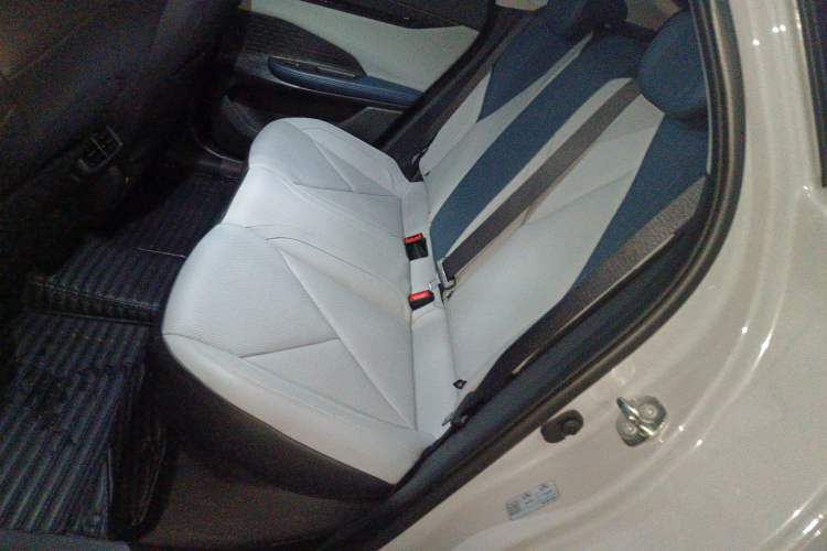 Used CHANGAN UNI-V iDD 2023 ZhiDian iDD 1.5T 113km Smart & Fun Version Interior 4