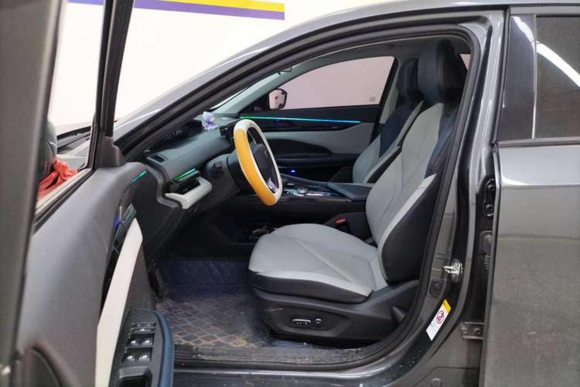 Used CHANGAN UNI-V iDD 2023 Zhidian iDD 1.5T 113km Smart & Fun Version (Rapid Edition) Left Front Seat