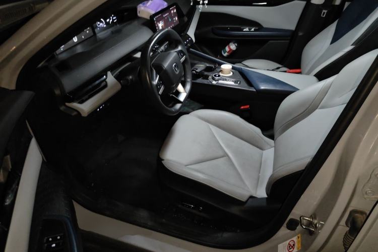 Used CHANGAN UNI-V iDD 2023 Zhidian iDD 1.5T 113km Smart & Fun Version (Rapid Edition) Left Front Seat