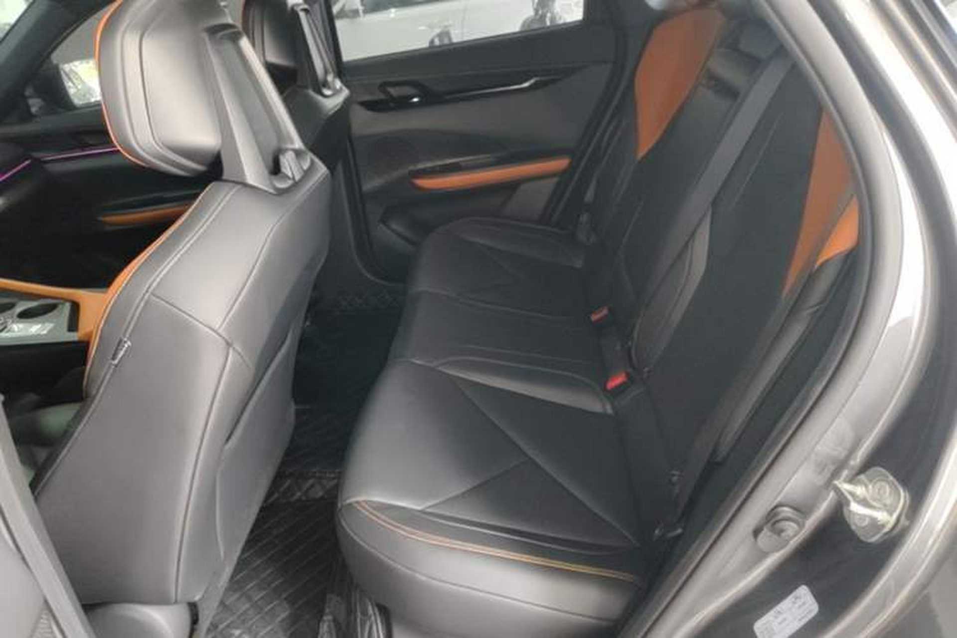 Used CHANGAN UNI-V iDD 2023 ZhiDian iDD 1.5T 113km ZhiKu Model Left Rear Seat