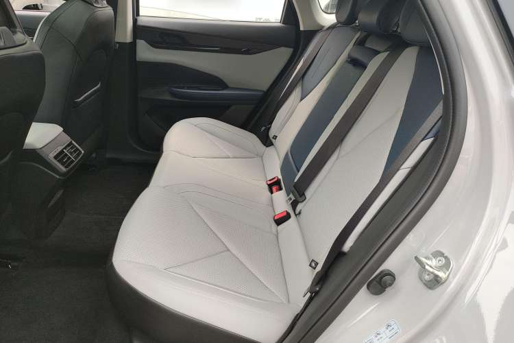 Used CHANGAN UNI-V iDD 2023 ZhiDian iDD 1.5T 113km ZhiKu Model Left Rear Seat