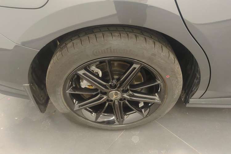 Used CHANGAN UNI-V iDD 2023 ZhiDian iDD 1.5T 113km Smart & Fun Version Left Rear Wheel Hub