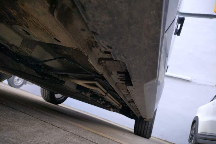 Used CHANGAN UNI-V iDD 2023 ZhiDian iDD 1.5T 113km ZhiKu Model Left Side Sill