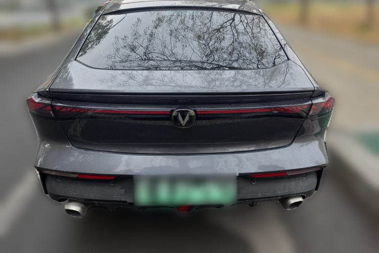 Used CHANGAN UNI-V iDD 2023 ZhiDian iDD 1.5T 113km ZhiKu Model Rear