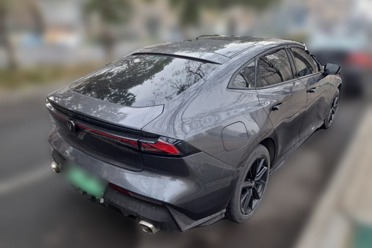 Used CHANGAN UNI-V iDD 2023 ZhiDian iDD 1.5T 113km ZhiKu Model Rear Right 45 Deg