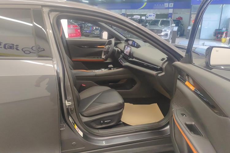 Used CHANGAN UNI-V iDD 2023 ZhiDian iDD 1.5T 113km Smart & Fun Version Right Front Seat