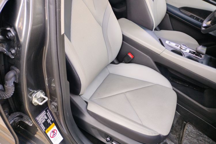 Used CHANGAN UNI-V iDD 2023 ZhiDian iDD 1.5T 113km ZhiKu Model Right Front Seat