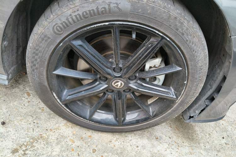 Used CHANGAN UNI-V iDD 2023 ZhiDian iDD 1.5T 113km Smart & Fun Version Right Front Wheel Hub
