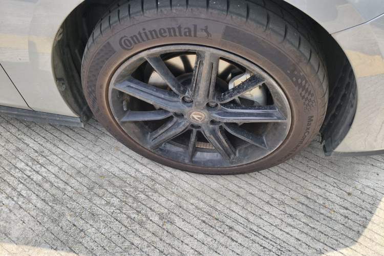 Used CHANGAN UNI-V iDD 2023 ZhiDian iDD 1.5T 113km Smart & Fun Version Right Front Wheel Hub