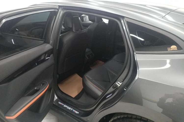 Used CHANGAN UNI-V iDD 2023 Zhidian iDD 1.5T 113km Smart & Fun Version (Rapid Edition) Right Rear Seat