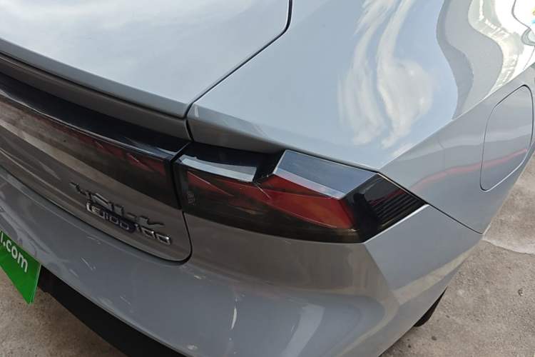 Used CHANGAN UNI-V iDD 2023 ZhiDian iDD 1.5T 113km Smart & Fun Version Right Rear Taillight