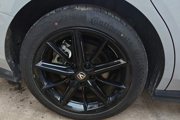 Used CHANGAN UNI-V iDD 2023 ZhiDian iDD 1.5T 113km Smart & Fun Version Right Rear Wheel Hub