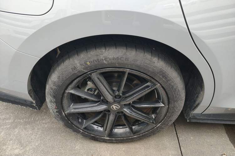 Used CHANGAN UNI-V iDD 2023 ZhiDian iDD 1.5T 113km ZhiKu Model Right Rear Wheel Hub