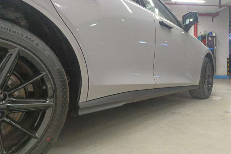Used CHANGAN UNI-V iDD 2023 Zhidian iDD 1.5T 113km Smart & Fun Version (Rapid Edition) Right Side Sill