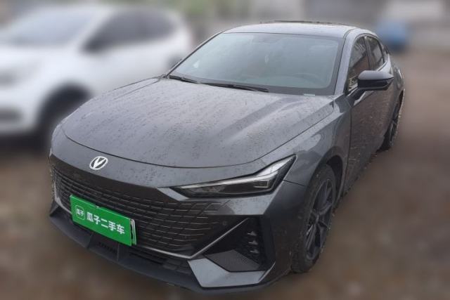 Used CHANGAN UNI-V iDD 2023 ZhiDian iDD 1.5T 113km Smart & Fun Version