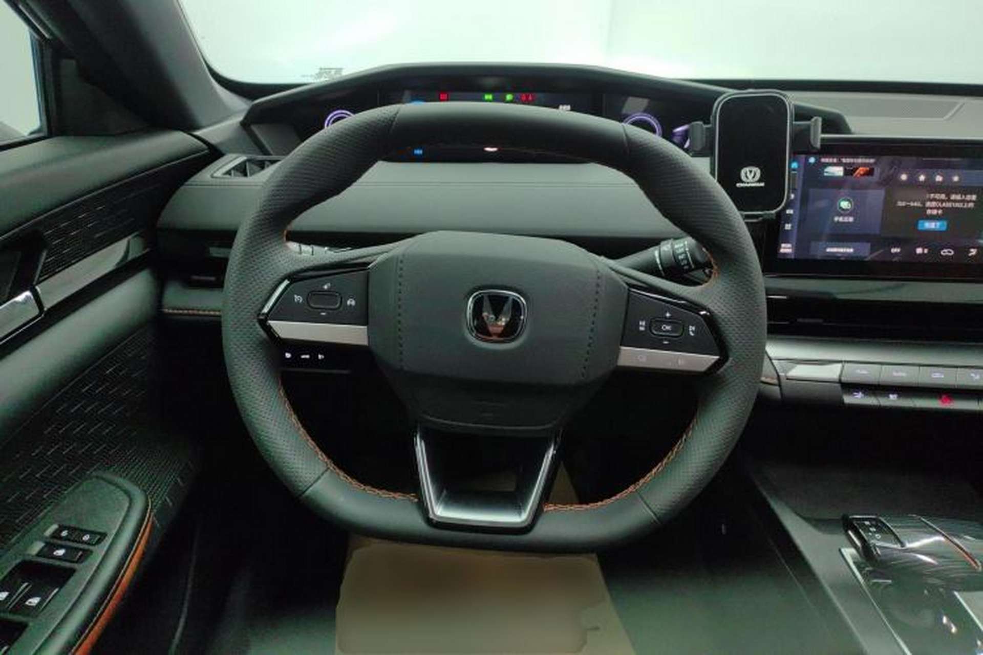 Used CHANGAN UNI-V iDD 2023 Zhidian iDD 1.5T 113km Smart & Fun Version (Rapid Edition) Steering Wheel