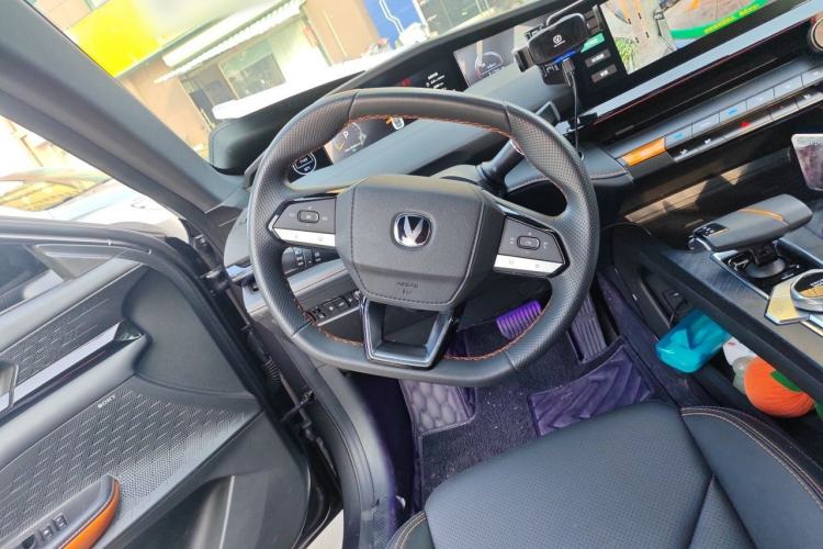 Used CHANGAN UNI-V iDD 2023 ZhiDian iDD 1.5T 113km ZhiKu Model Steering Wheel