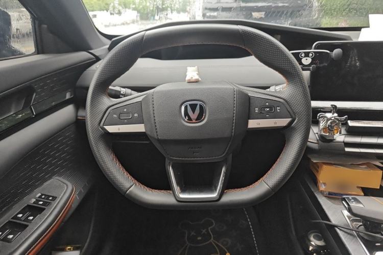 Used CHANGAN UNI-V iDD 2023 ZhiDian iDD 1.5T 113km ZhiKu Model Steering Wheel