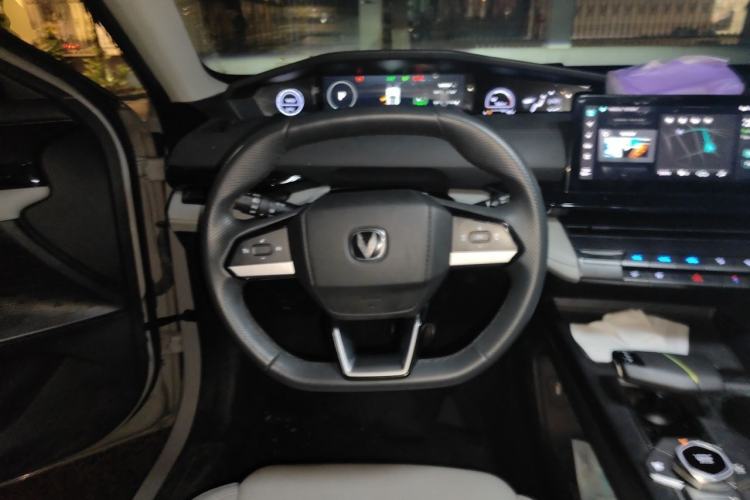 Used CHANGAN UNI-V iDD 2023 Zhidian iDD 1.5T 113km Smart & Fun Version (Rapid Edition) Steering Wheel