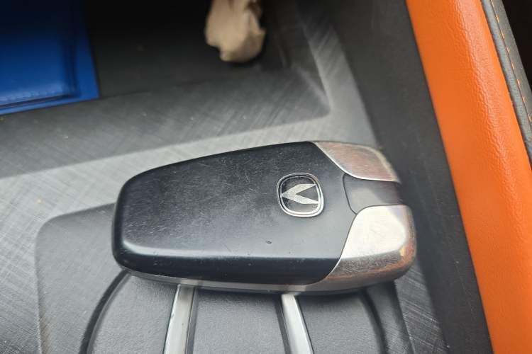 Used CHANGAN UNI-V iDD 2023 ZhiDian iDD 1.5T 113km ZhiKu Model Vehicle Key