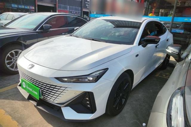 Used CHANGAN UNI-V iDD 2023 ZhiDian iDD 1.5T 113km Smart & Fun Version