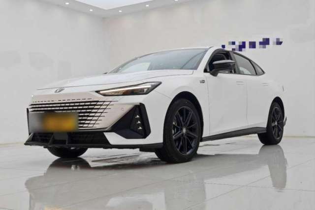 Used CHANGAN UNI-V iDD 2023 Zhidian iDD 1.5T 113km Smart & Fun Version (Rapid Edition)