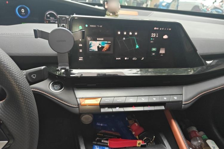 Used CHANGAN UNI-V iDD 2023 Zhidian iDD 1.5T 113km Smart & Fun Version (Rapid Edition) Audio And AC Panel