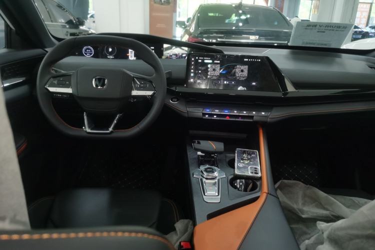 Used CHANGAN UNI-V iDD 2023 Zhidian iDD 1.5T 113km Smart & Fun Version (Rapid Edition) Center Console