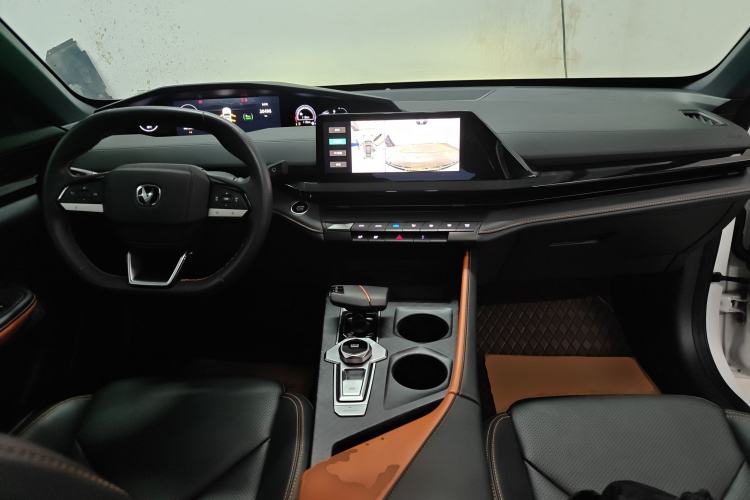 Used CHANGAN UNI-V iDD 2023 Zhidian iDD 1.5T 113km Smart & Fun Version (Rapid Edition) Center Console