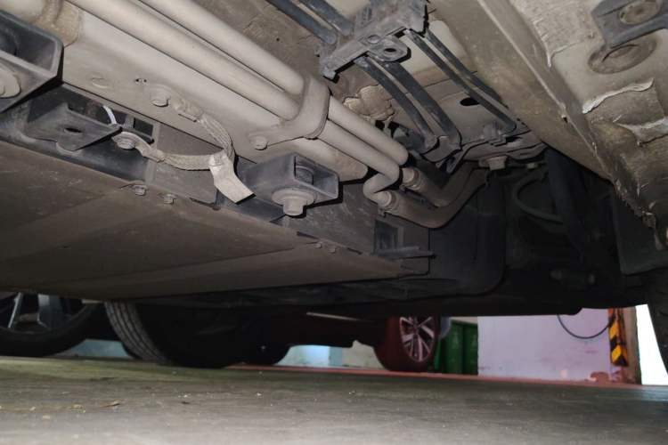 Used CHANGAN UNI-V iDD 2023 ZhiDian iDD 1.5T 113km ZhiKu Model Chassis Rear Left
