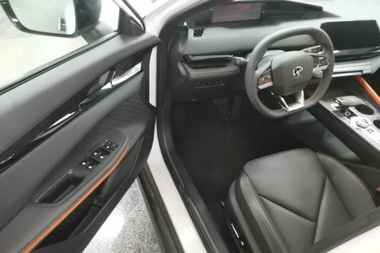 Used CHANGAN UNI-V iDD 2023 ZhiDian iDD 1.5T 113km Smart & Fun Version Driver Seat