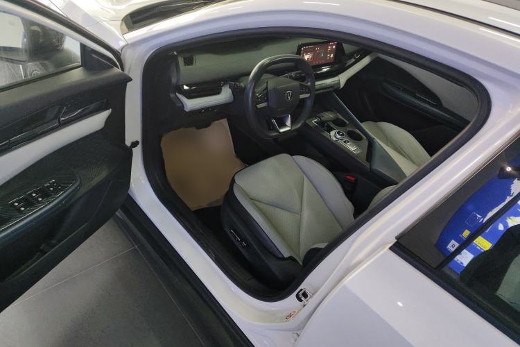 Used CHANGAN UNI-V iDD 2023 ZhiDian iDD 1.5T 113km Smart & Fun Version Driver Seat