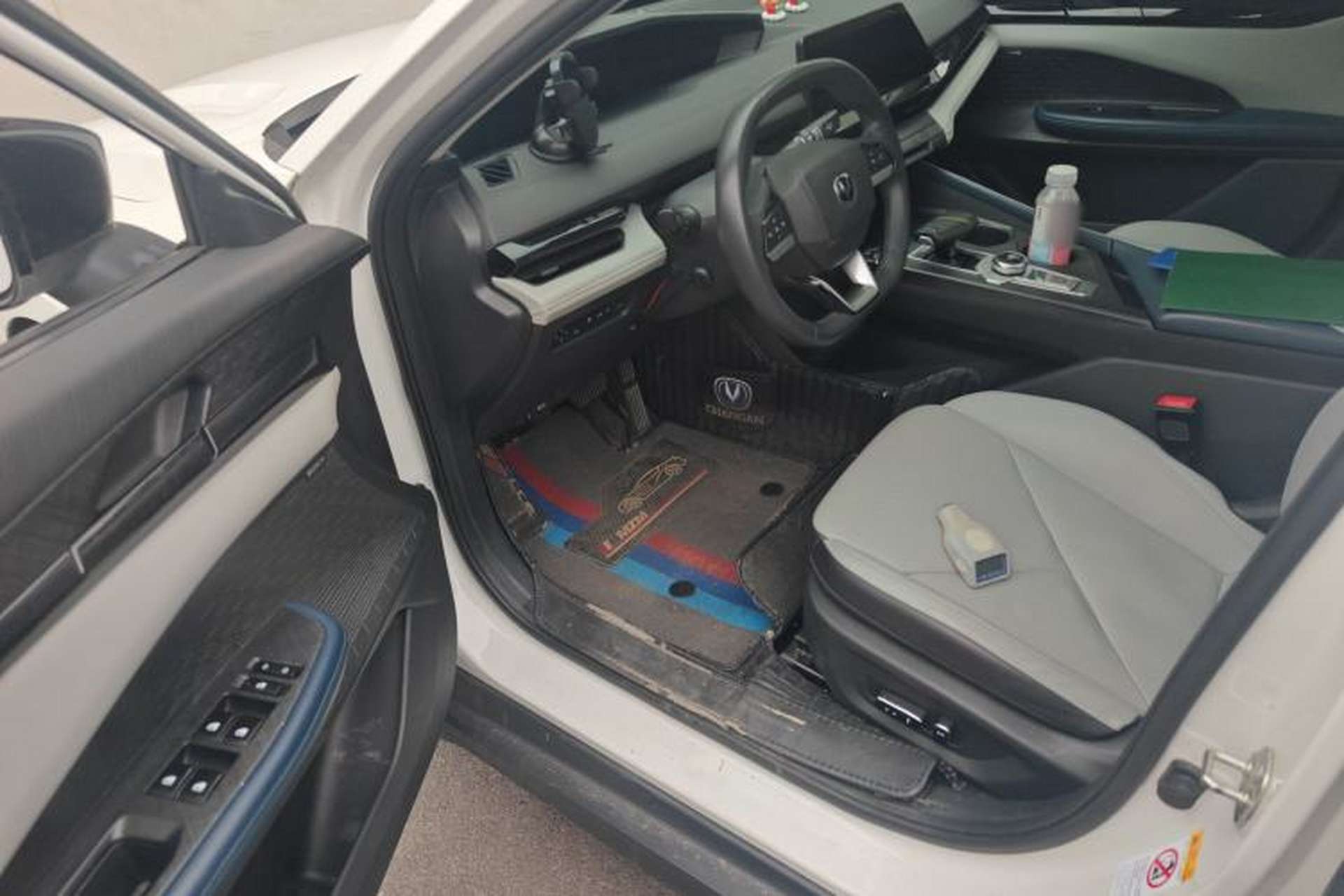 Used CHANGAN UNI-V iDD 2023 ZhiDian iDD 1.5T 113km ZhiKu Model Driver Seat