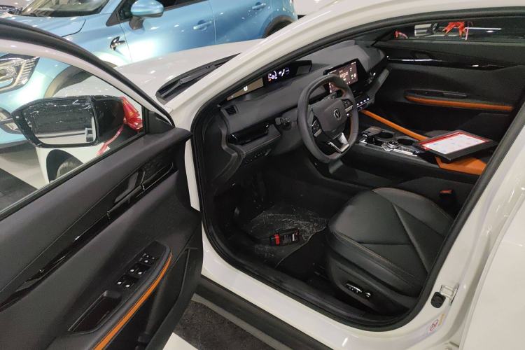 Used CHANGAN UNI-V iDD 2023 Zhidian iDD 1.5T 113km Smart & Fun Version (Rapid Edition) Driver Seat