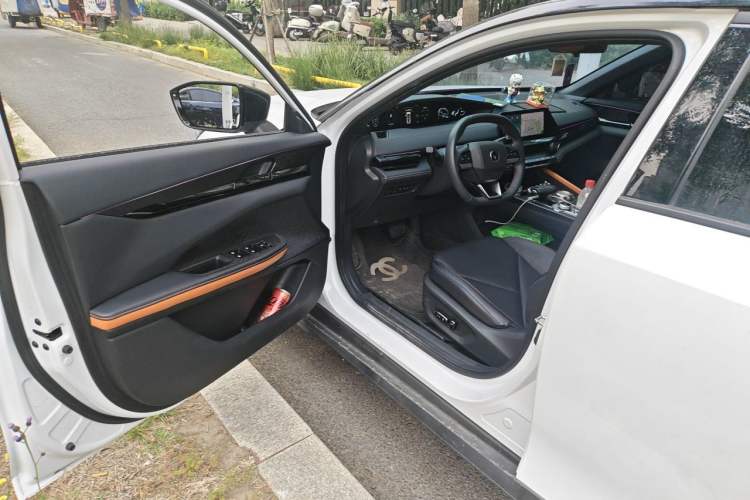 Used CHANGAN UNI-V iDD 2023 Zhidian iDD 1.5T 113km Smart & Fun Version (Rapid Edition) Driver Seat