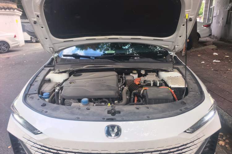 Used CHANGAN UNI-V iDD 2023 ZhiDian iDD 1.5T 113km Smart & Fun Version Engine Bay