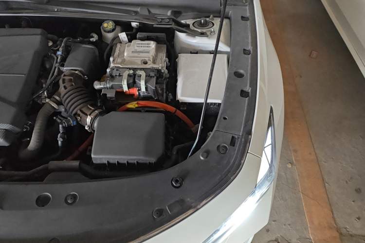 Used CHANGAN UNI-V iDD 2023 Zhidian iDD 1.5T 113km Smart & Fun Version (Rapid Edition) Engine Bay Left