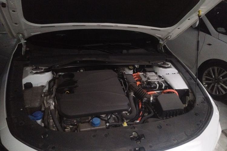 Used CHANGAN UNI-V iDD 2023 ZhiDian iDD 1.5T 113km ZhiKu Model Engine Bay
