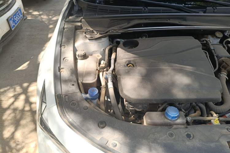 Used CHANGAN UNI-V iDD 2023 Zhidian iDD 1.5T 113km Smart & Fun Version (Rapid Edition) Engine Bay Right