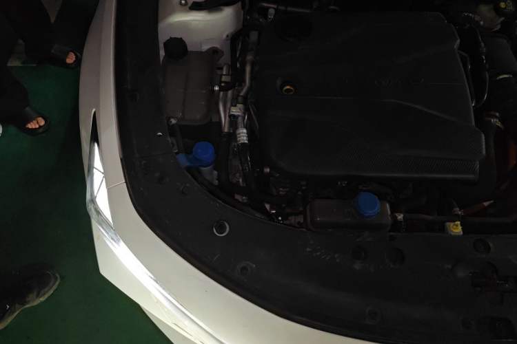Used CHANGAN UNI-V iDD 2023 Zhidian iDD 1.5T 113km Smart & Fun Version (Rapid Edition) Engine Bay Right