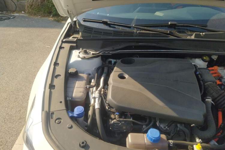 Used CHANGAN UNI-V iDD 2023 ZhiDian iDD 1.5T 113km Smart & Fun Version Engine Bay Right