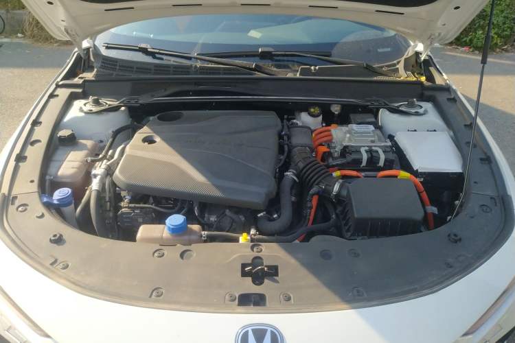 Used CHANGAN UNI-V iDD 2023 ZhiDian iDD 1.5T 113km Smart & Fun Version Engine Bay