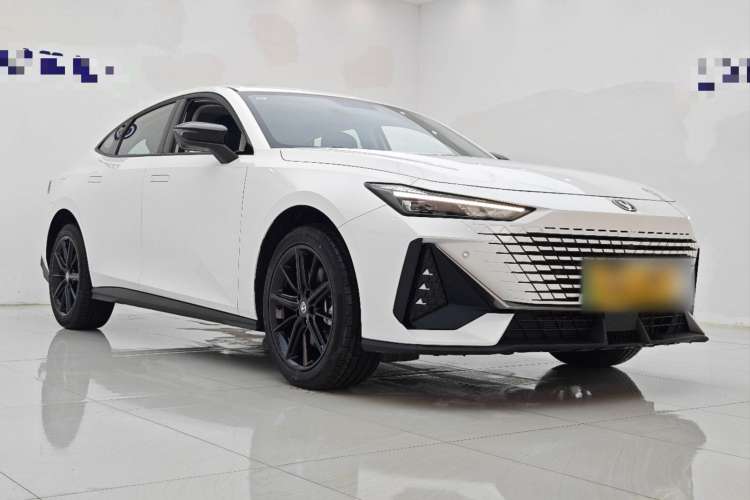 Used CHANGAN UNI-V iDD 2023 Zhidian iDD 1.5T 113km Smart & Fun Version (Rapid Edition) Exterior 2