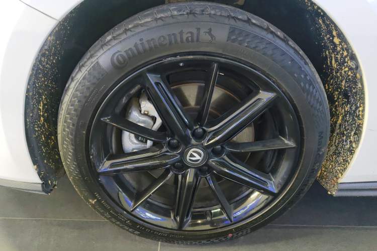 Used CHANGAN UNI-V iDD 2023 ZhiDian iDD 1.5T 113km Smart & Fun Version Exterior 4